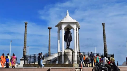 3 நாட்கள் தொடர் விடுமுறை: புதுவையில் குவிந்த சுற்றுலா பயணிகள்