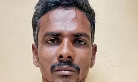 கைதான வினோத்குமார்.