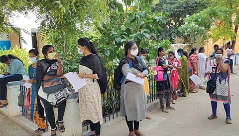 கோவையில் இன்று குடிமைப்பணிக்கான முதல்  நிலை தேர்வு