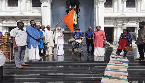 கன்னியாகுமரியில் இருந்து காஷ்மீர் வரை தூய்மை பாரதத்தை வலியுறுத்தி சைக்கிள் பயணம்