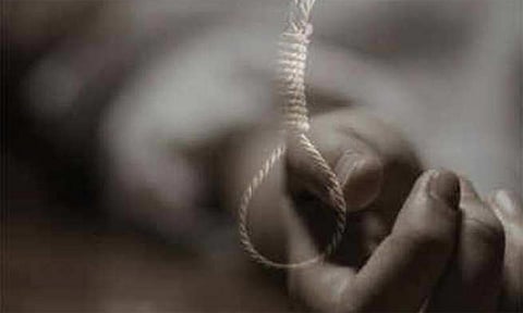 மனைவி பிரிந்து சென்றதால் ஐ.டி. ஊழியர் தற்கொலை