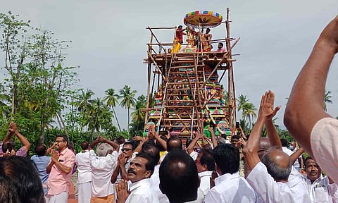 பாரியூர் ஆதிநாராயண பெருமாள் கோவில் கும்பாபிஷேக விழா