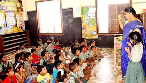 கோவை பள்ளிகளில் நடத்தப்படும் புத்துணர்வு பயிற்சியால் மாணவர்கள் உற்சாகம்