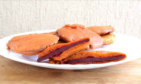 பத்தே நிமிடத்தில் சுடச்சுட பீட்ரூட் பஜ்ஜி செய்யலாம் வாங்க...