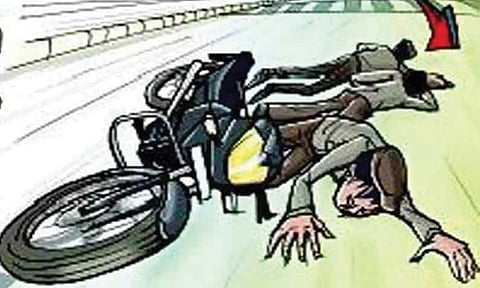 பைக் விபத்தில் வாலிபர் பலி