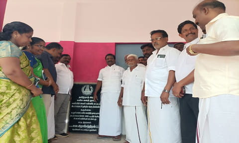 கருக்கை அரசு பள்ளியில் புதிய வகுப்பறை  கட்டிடத்தை சபா.ராஜேந்திரன்,  எம்.எல்.ஏ. திறந்து வைத்தார்.