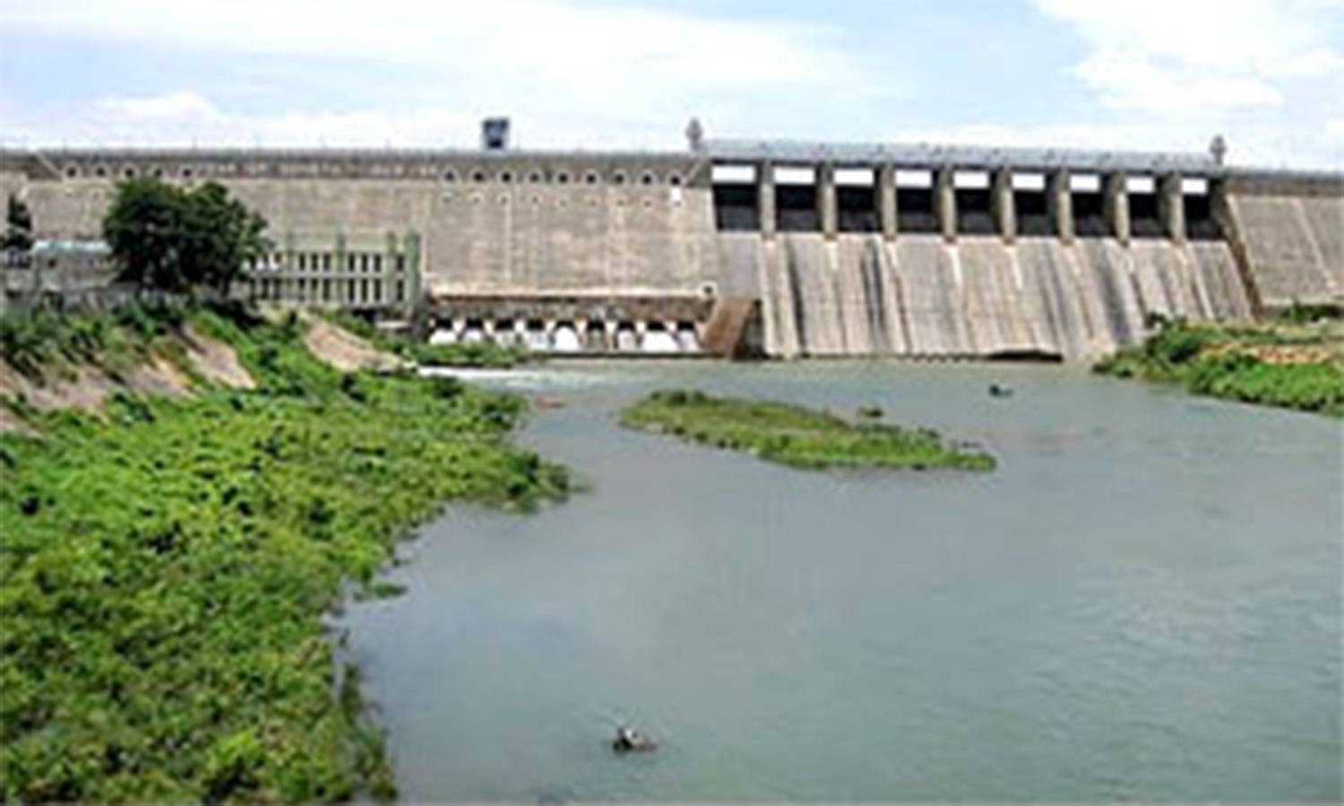 பவானிசாகர் அணையின் நீர்மட்டம் 82.57 அடியாக  உயர்வு