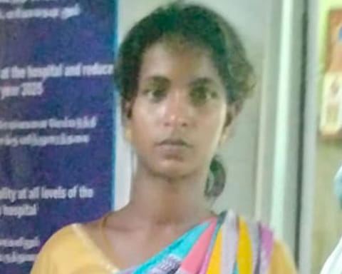 குண்டுகாயம் அடைந்த சாந்தகுமாரி.