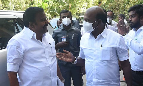 கணவர்களின் தலையீடு இருக்கக்கூடாது- தி.மு.க. கவுன்சிலர்களுக்கு அறிவுரை வழங்கிய அமைச்சர்