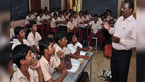 தற்காலிக ஆசிரியர் பணி- திருத்திய வழிகாட்டுதல் வெளியீடு