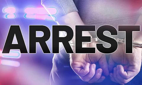 20 கிலோ ஹான்ஸ்-புகையிலை பொருட்கள் பதுக்கியவர் கைது