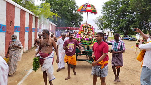 மாணிக்கவாசகர் சப்பரத்தில் பவனி