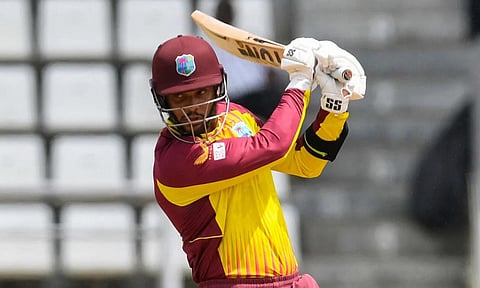 அரை சதமடித்த பிராண்டன் கிங்