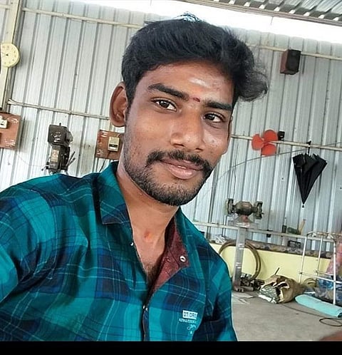 பா.ஜ.க.பிரமுகர் தினேஷ்.&nbsp;