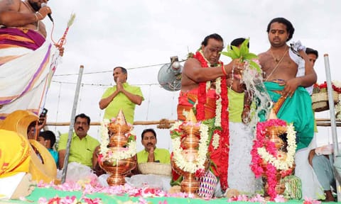 மாகாளியம்மன் கோவில் கும்பாபிஷேகம்