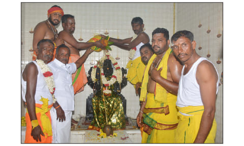 பழையபேயனப்பள்ளி கிராமத்தில் ஸ்ரீ மகா மாரியம்மன் கோவில் கும்பாபிஷேக விழா