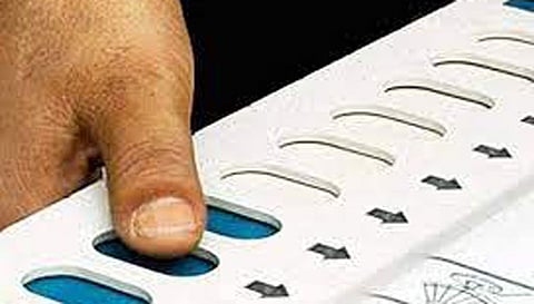 உள்ளாட்சி ேதர்தல்-போட்டியின்றி 6 பேர் தேர்வு-6 பதவிக்கு 29 பேர் போட்டி