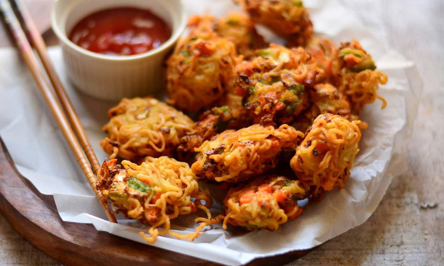 மேகி நூடுல்ஸ் வைத்து வடை செய்யலாம் வாங்க...