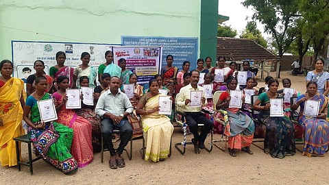 சிறுவளூர் அரசு பள்ளியில் மேலாண்மைக்குழு கூட்டத்தில் புதிய நிர்வாகிகள்தேர்வு