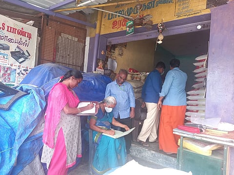 தியாகதுருகத்தில் உரக் கடைகளில் வேளாண்மை இணை இயக்குனர் வேல்விழி ஆய்வு மேற்கொண்டார்.