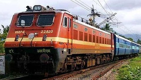 சேலம் ஜங்சன்- ஓமலூர் இடையே புதிய அகல ரெயில் பாதை பணி தீவிரம்