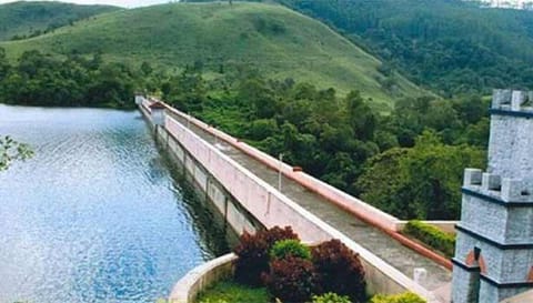 முல்லைபெரியாறு அணை 