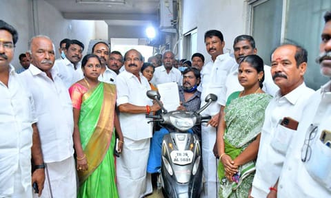மாற்றுத்திறனாளிகளுக்கு கடன் வழங்கும் முகாம்