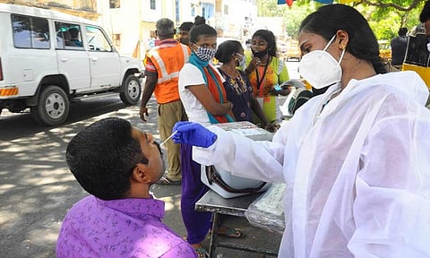 கொரோனா பரிசோதனை (கோப்பு படம்)