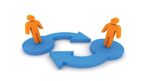 ஆலங்குளத்தில் மணல் கடத்தல் கும்பலிடம் செல்போன் பரிசு வாங்கிய சப்-இன்ஸ்பெக்டர் இடமாற்றம்