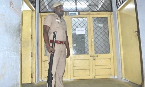 ஈரோடு மாவட்டத்தில் 63,016 பேர் குரூப்-4 தேர்வு எழுதுகிறார்கள்