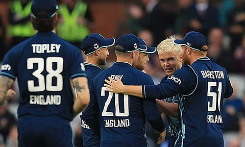 இங்கிலாந்து அணி
