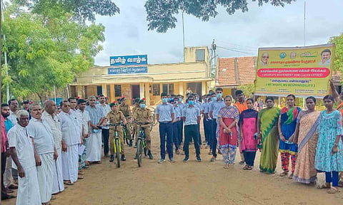 விழிப்புணர்வு பேரணி நடைபெற்ற காட்சி.