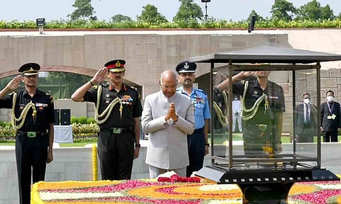 ஜனாதிபதி பதவிக்காலம் இன்றுடன் முடிகிறது- காந்தி நினைவிடத்தில் ராம்நாத் கோவிந்த் மரியாதை