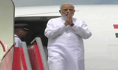 சென்னை வந்தார் பிரதமர் மோடி- விமான நிலையத்தில் உற்சாக வரவேற்பு