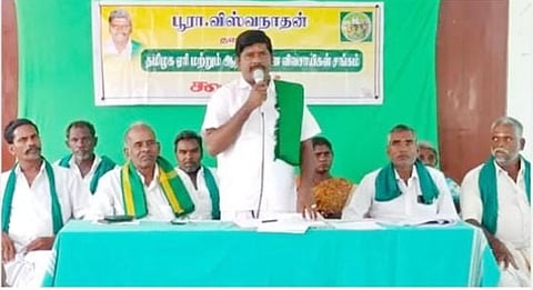 சின்ன வெங்காயத்தை கூட்டுறவுத்துறை கொள்முதல் செய்து விற்க வேண்டும் - ஏரி பாசன விவசாயிகள் சங்க கூட்டத்தில் தீர்மானம்.