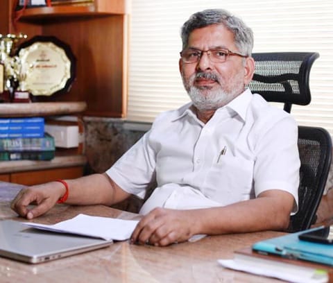 S.P.குமரேசன்