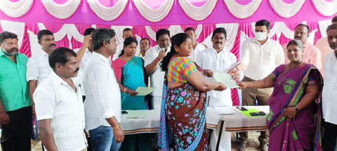 22 பயனாளிகளுக்கு வீட்டு மனை பட்டா