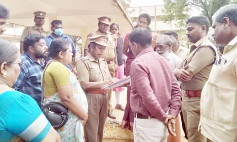 பேச்சுவார்த்தை நடந்தது.