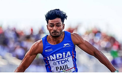 தங்கம் வென்ற எல்தோஸ் பால்