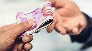 கருணை அடிப்படையில் அரசுப்பணி வழங்க லஞ்சம் கேட்ட அதிகாரி?