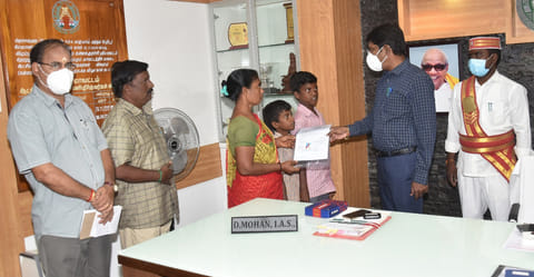கணவரை இழந்த பெண்ணுக்கு உதவி தொகை