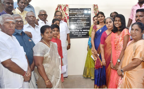 மாணவ, மாணவிகள் கல்வியில் சிறந்து விளங்கி புதுக்கோட்டை மாவட்டத்திற்கு பெருமை சேர்க்க வேண்டும் - அமைச்சர் எஸ்.ரகுபதி அறிவுரை