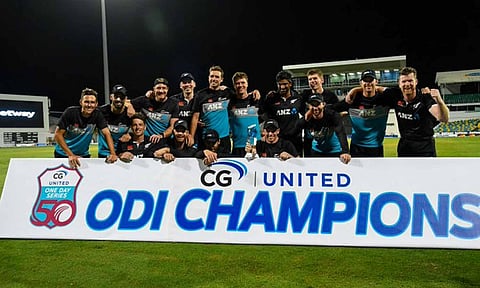 வெஸ்ட் இண்டீசுக்கு எதிரான கடைசி ஒருநாள் போட்டியில் நியூசிலாந்து வெற்றி: தொடரையும் கைப்பற்றியது