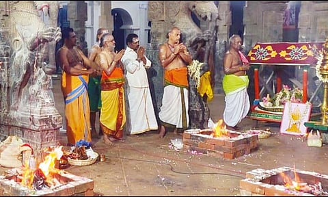 சங்கரன்கோவில் சங்கரநாராயண சுவாமி கோவிலில் பாலாலயம்