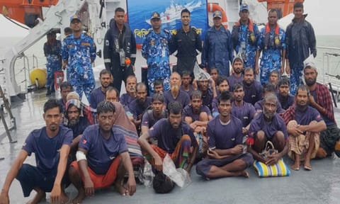 பங்காளதேஷ் மீனவர்கள்