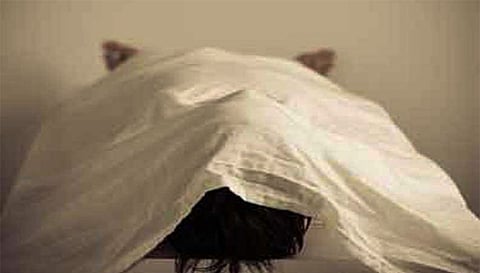 சேலம் கஞ்சமலை கன்னிமார் ஓடை அருகில் பிணமாக கிடந்தவர் யார்?