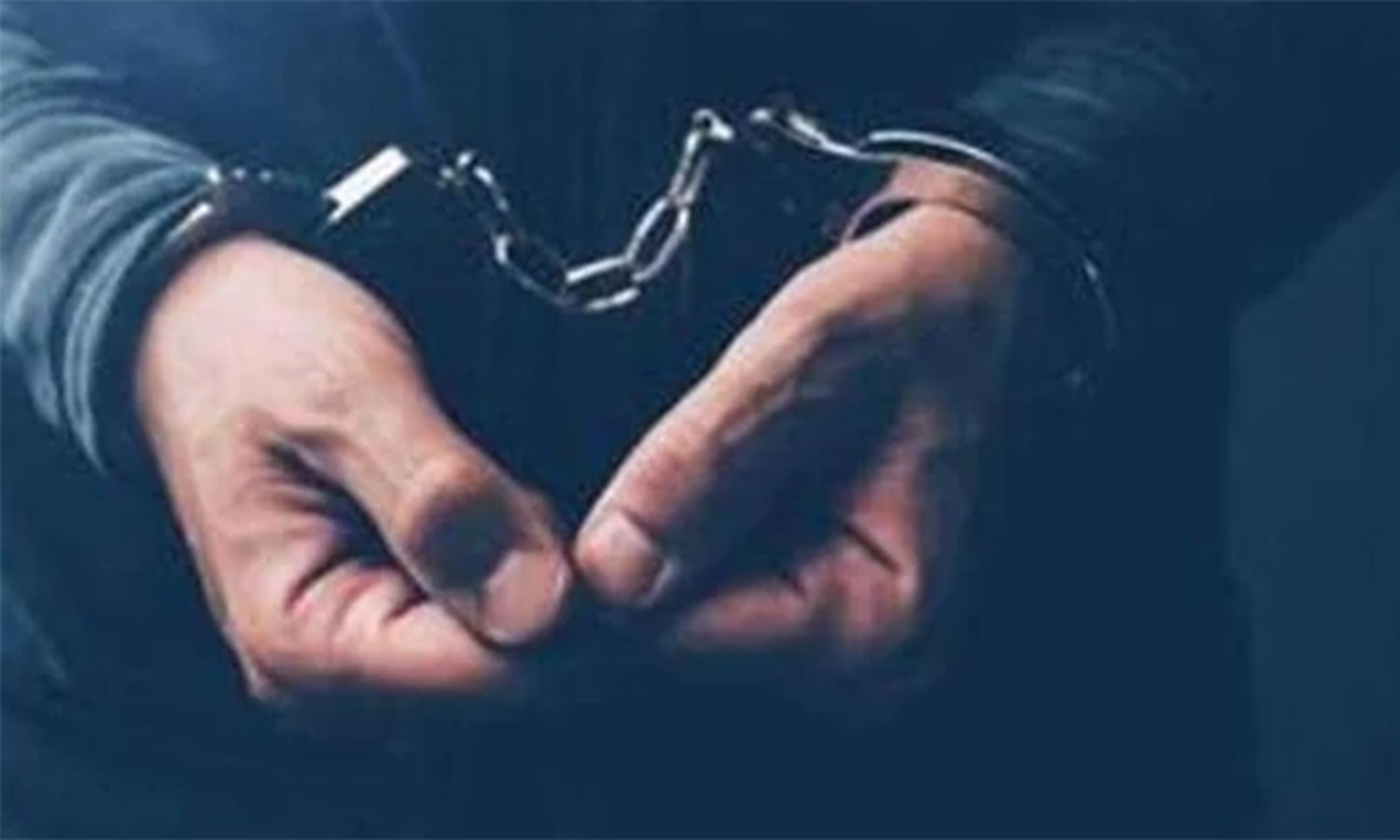 மோட்டார் சைக்கிளில் கஞ்சா கடத்திய 4 பேர் கும்பல் கைது