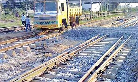 சேலம்-ஓமலூர் இடையே இரட்டை ரெயில் பாதை அமைக்கும் பணி தீவிரம்