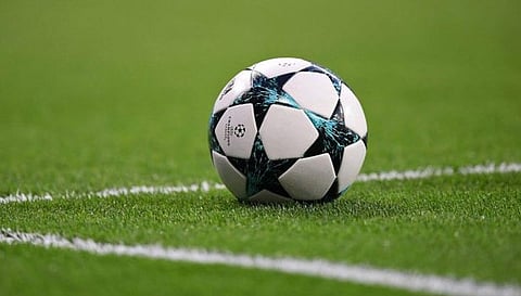 கால்பந்து