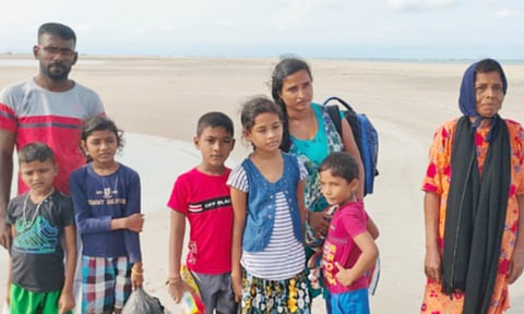 இலங்கையில் இருந்து அகதிகளாக வந்த சிறுவர்கள் உள்பட 8 பேர்.